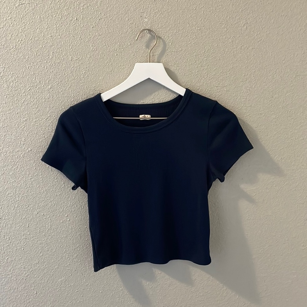 Hollister Ribbed Navy Crop Top